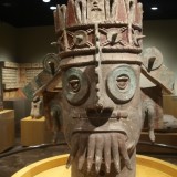 Artefakty-v-Antropologicheskom-muzee-Mehiko_thumb