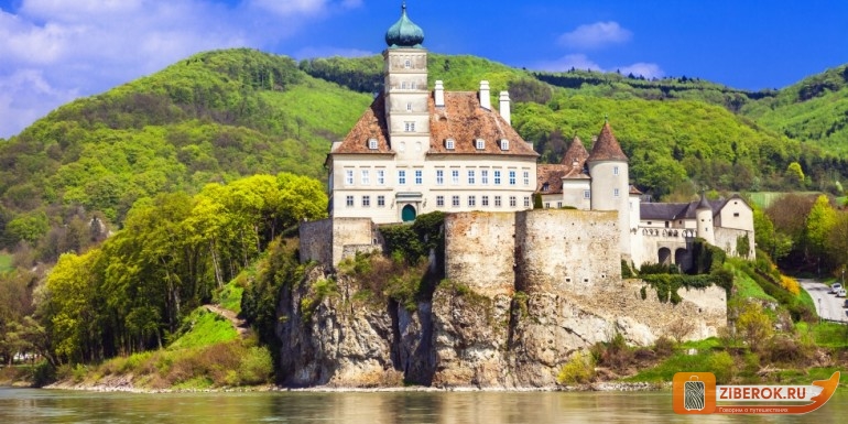Австрийский замок